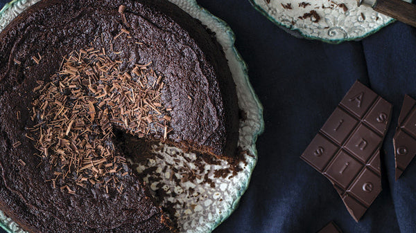 Chocolate Cake with Winter Spices
